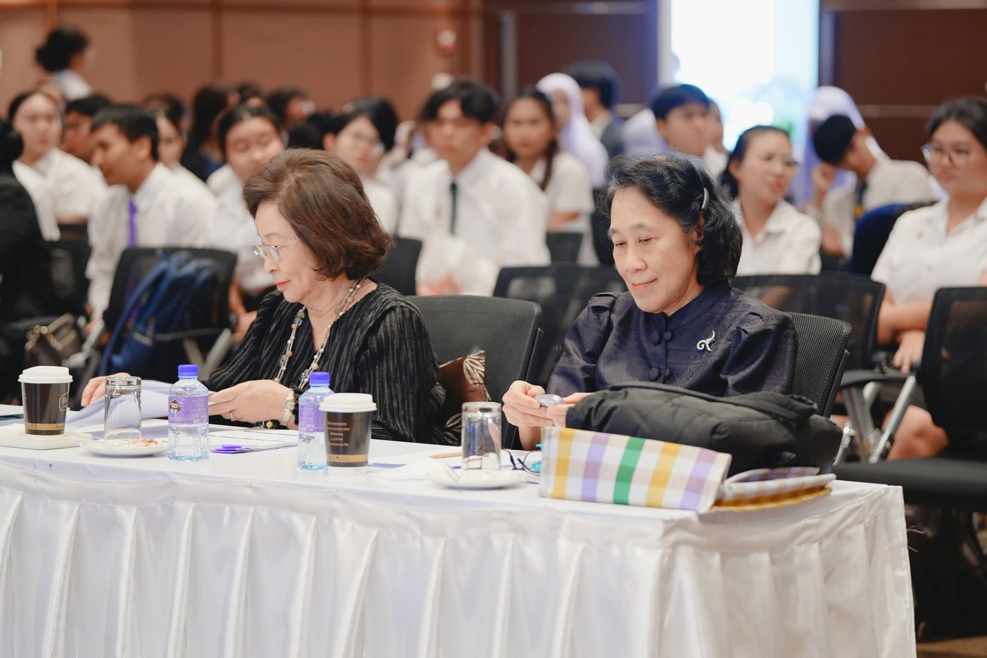 ภาพบรรยากาศ โครงการการประกวดความเป็นเลิศในการจัดการเรียนรู้ระดับอุดมศึกษา ครั้งที่ 15 ปีการศึกษา 2568 รูปที่ 10